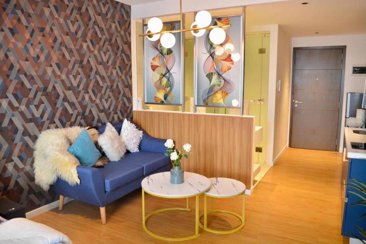Luxxe Interior Design Condo - Novotel Residences At Acqua Private Residences Mandaluyong ภายนอก รูปภาพ