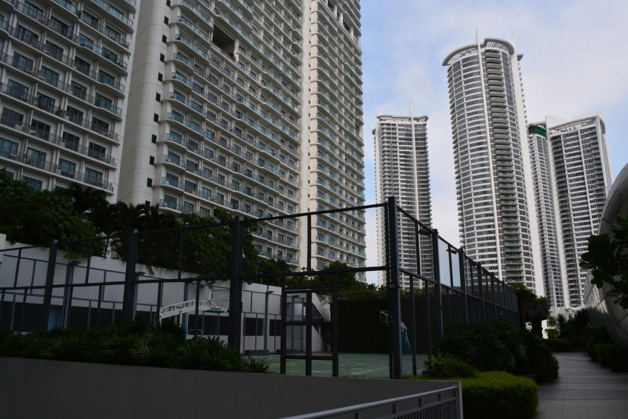 Luxxe Interior Design Condo - Novotel Residences At Acqua Private Residences Mandaluyong ภายนอก รูปภาพ