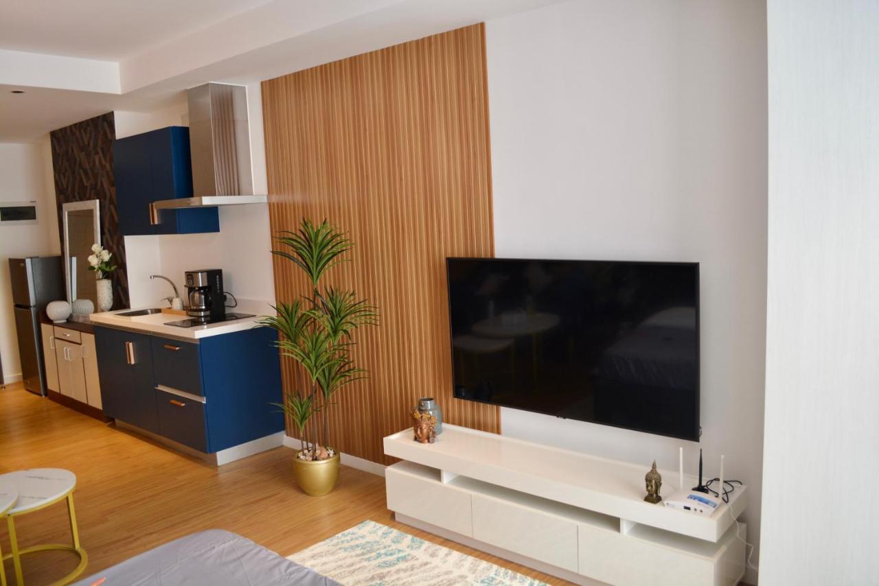 Luxxe Interior Design Condo - Novotel Residences At Acqua Private Residences Mandaluyong ภายนอก รูปภาพ