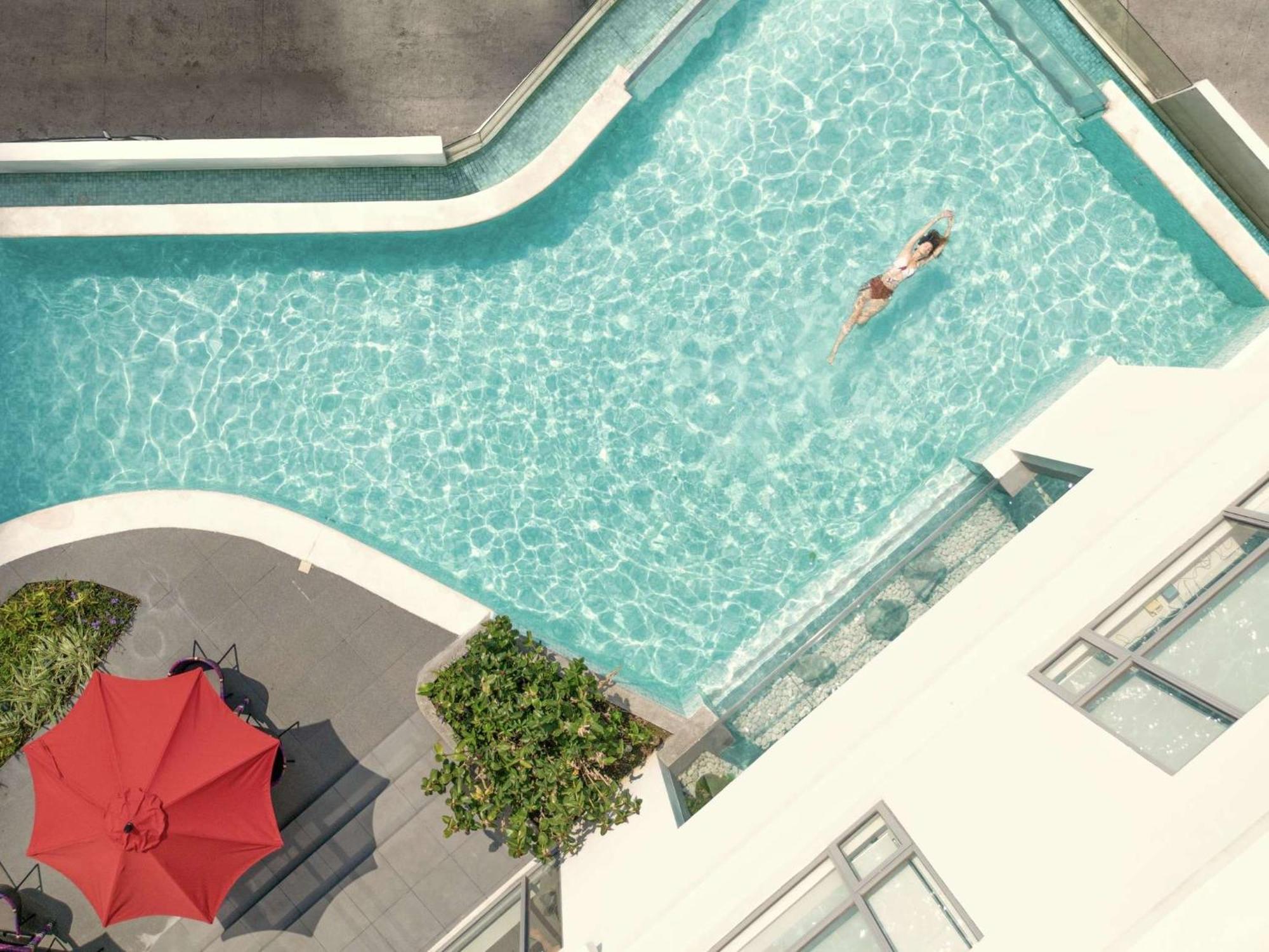 Luxxe Interior Design Condo - Novotel Residences At Acqua Private Residences Mandaluyong ภายนอก รูปภาพ